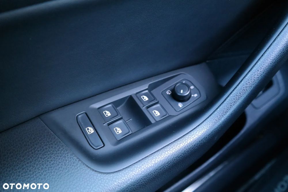 Volkswagen Arteon 2.0 TSI R-Line DSG - 23