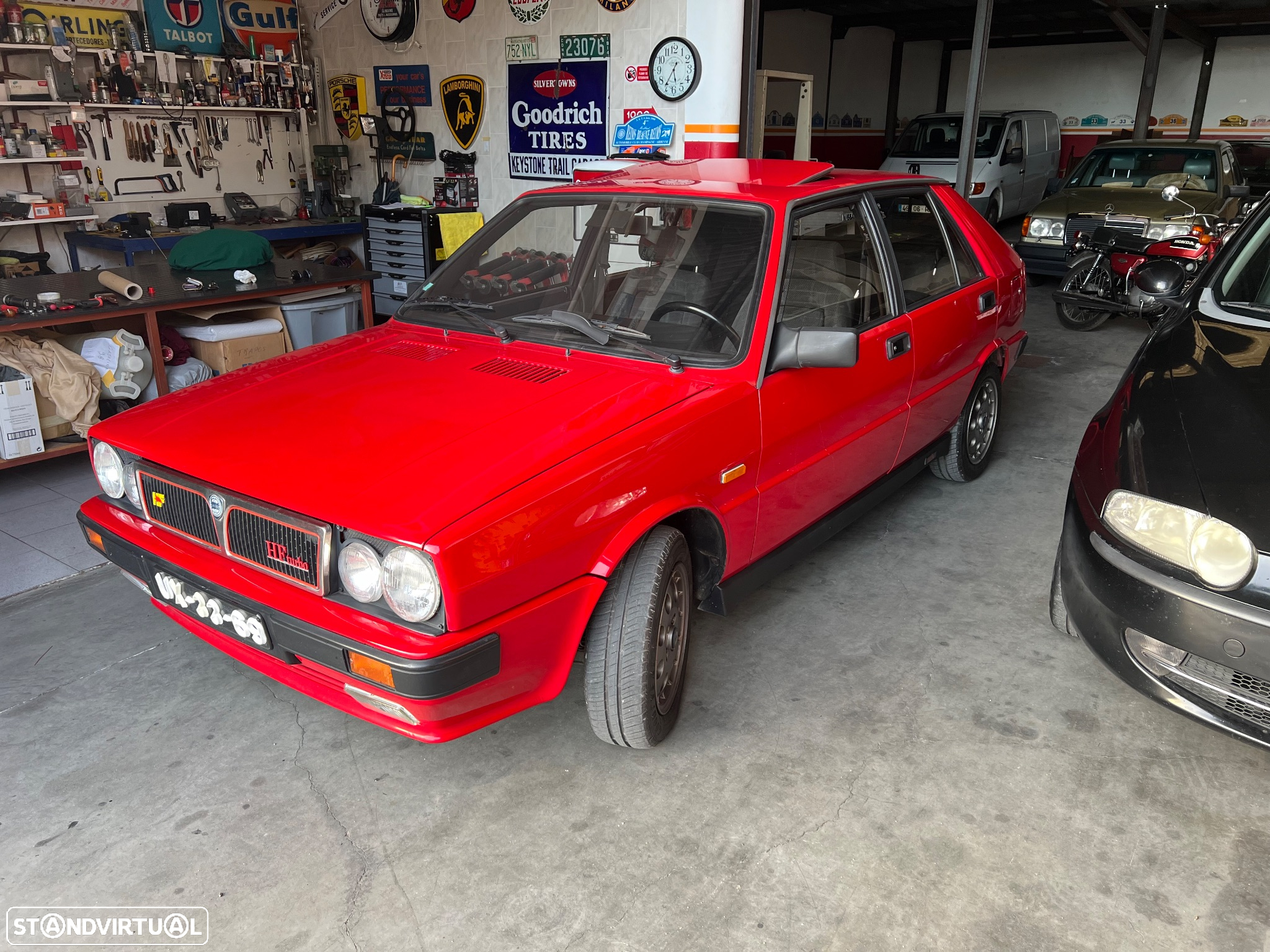 Lancia Delta 1.6 HF Turbo - 34