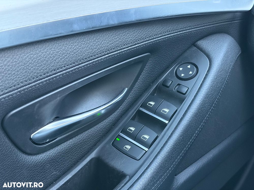 BMW Seria 5 520d Aut. M Sport Edition - 9