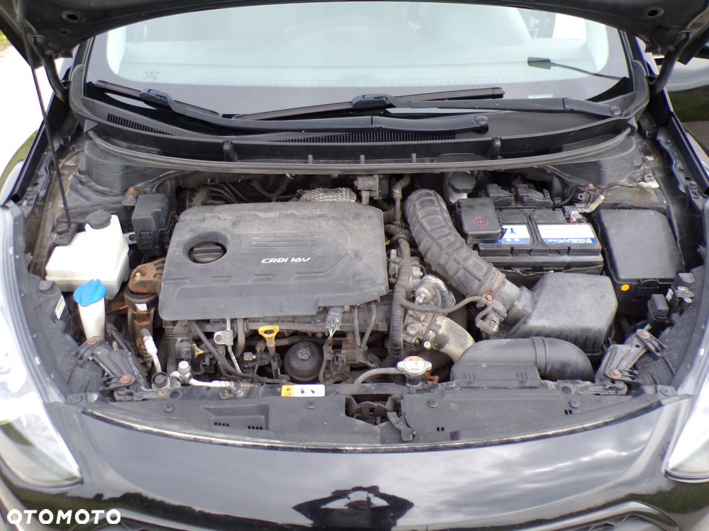 Hyundai i30 blue 1.6 CRDi Passion - 35