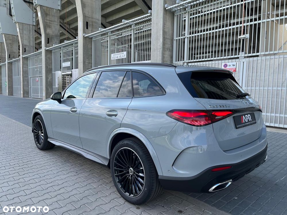 Mercedes-Benz GLC 220 d mHEV 4-Matic AMG Line - 4