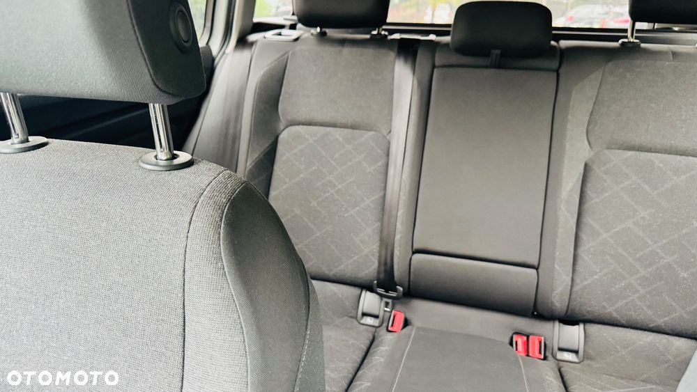 Volkswagen Golf 2.0 TDI Life - 19