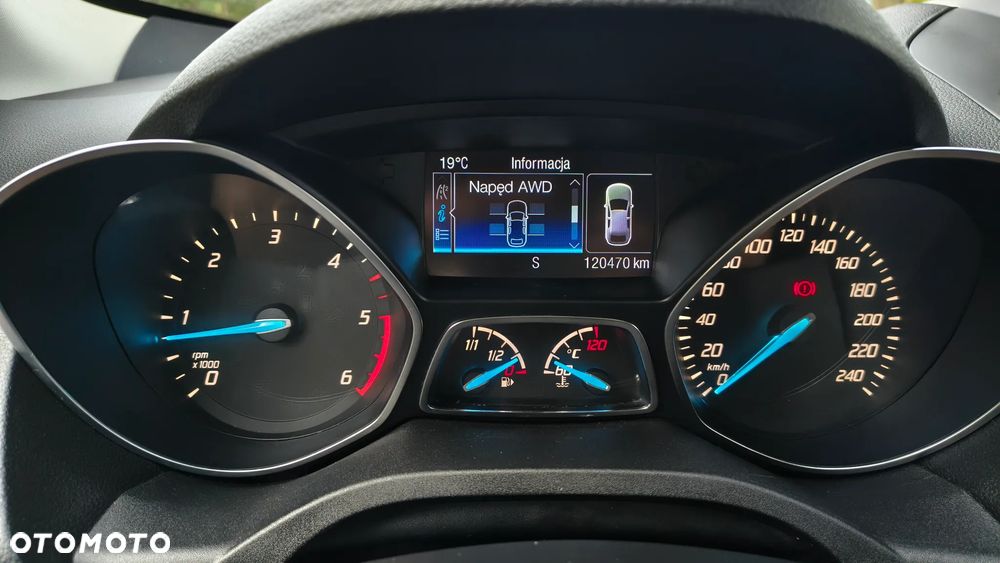 Ford Kuga 2.0 TDCi 4x4 Titanium - 22