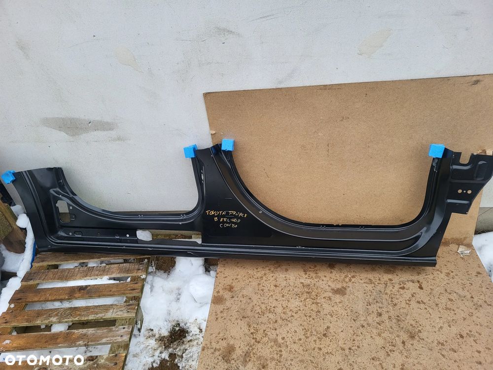 Prog prawy poszycie Toyota Proace City Berlingo Combo - 2