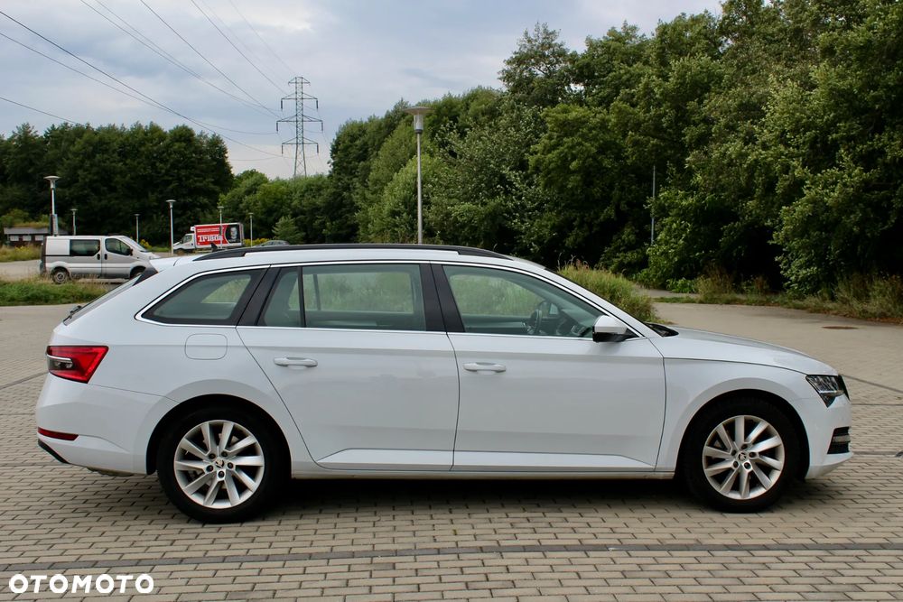 Skoda Superb 2.0 TSI Ambition DSG - 8
