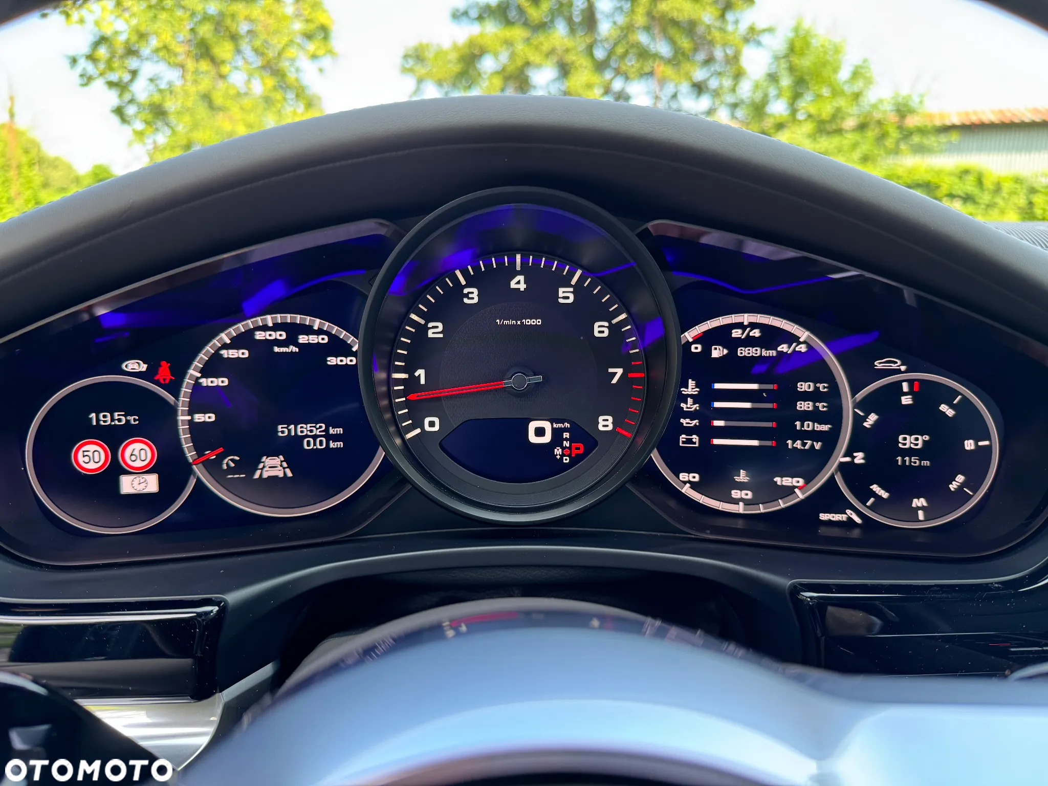 Porsche Panamera 4 - 10