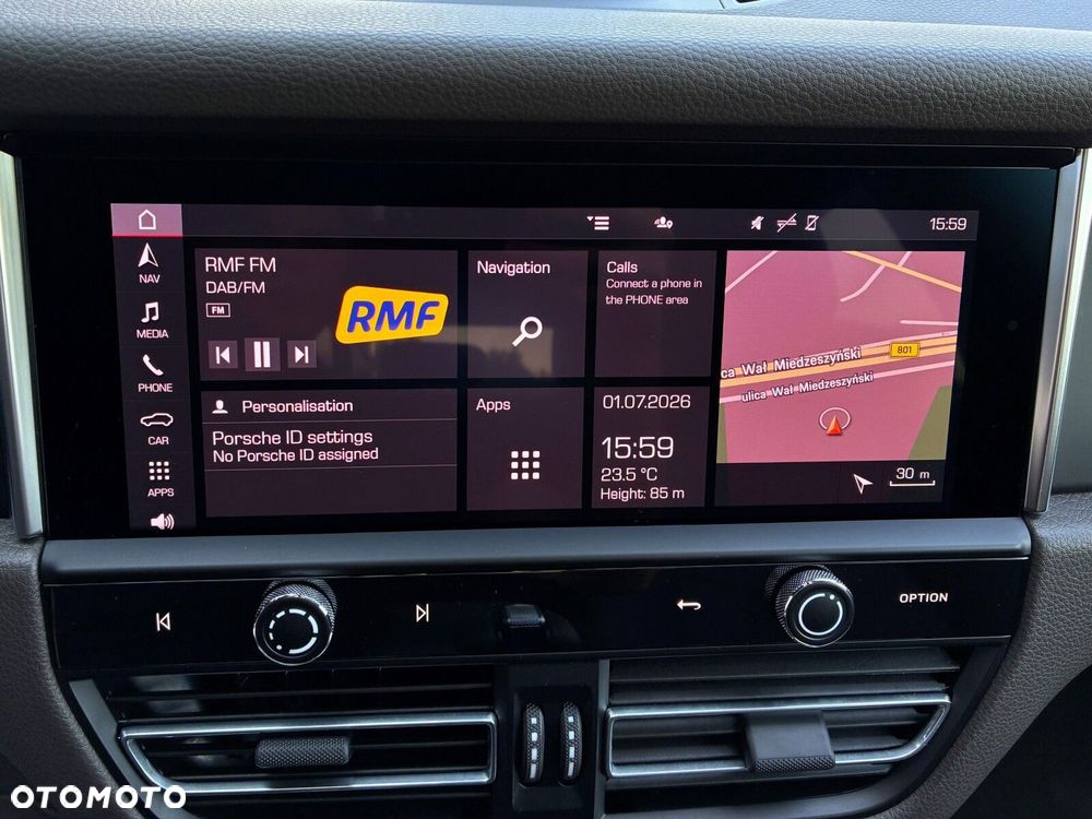 Porsche Macan - 28