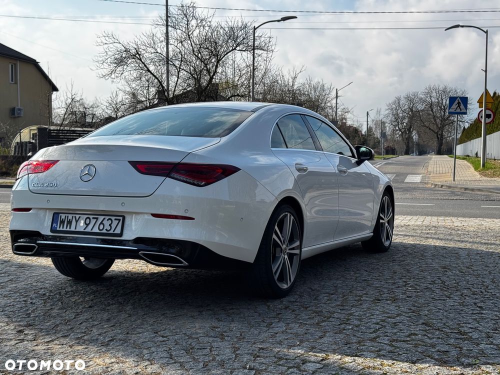 Mercedes-Benz CLA 250 Edition 1 7G-DCT - 10