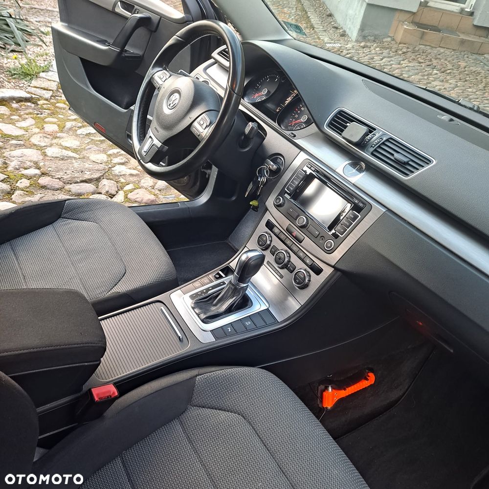 Volkswagen Passat 2.0 TDI DSG BlueMotion Technology Comfortline - 7