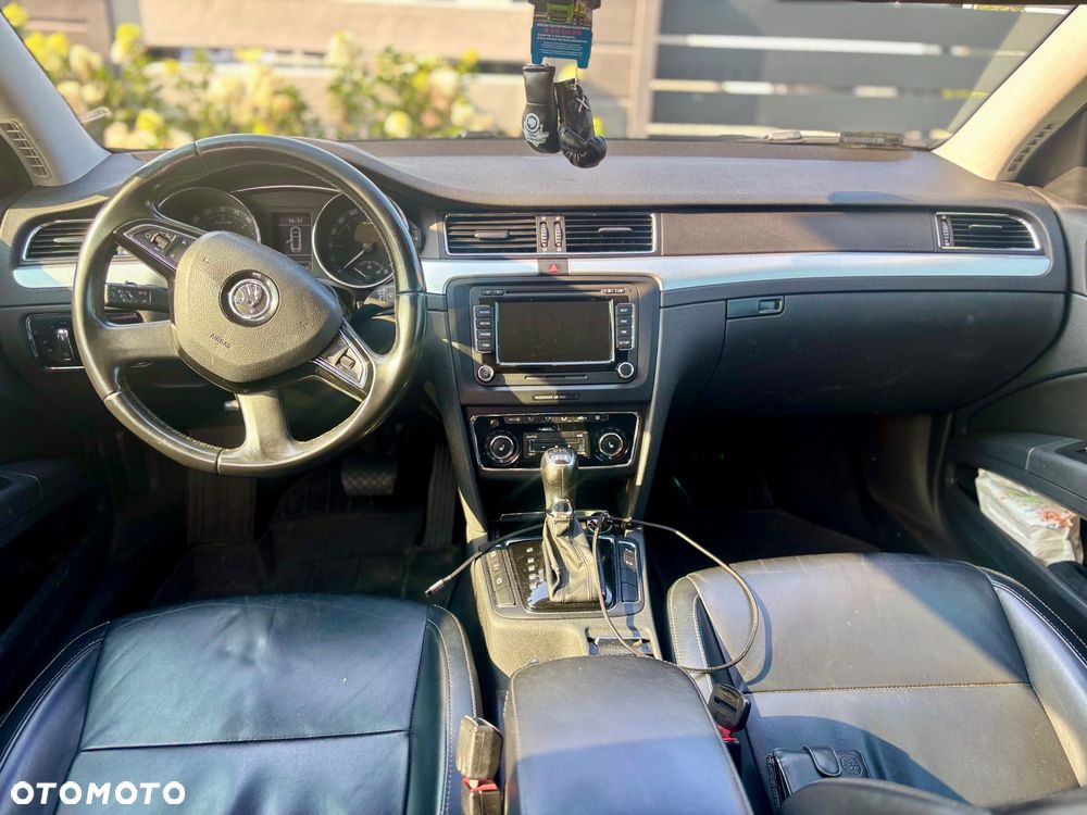 Skoda Superb 2.0 TDI 4x4 Ambition DSG - 8