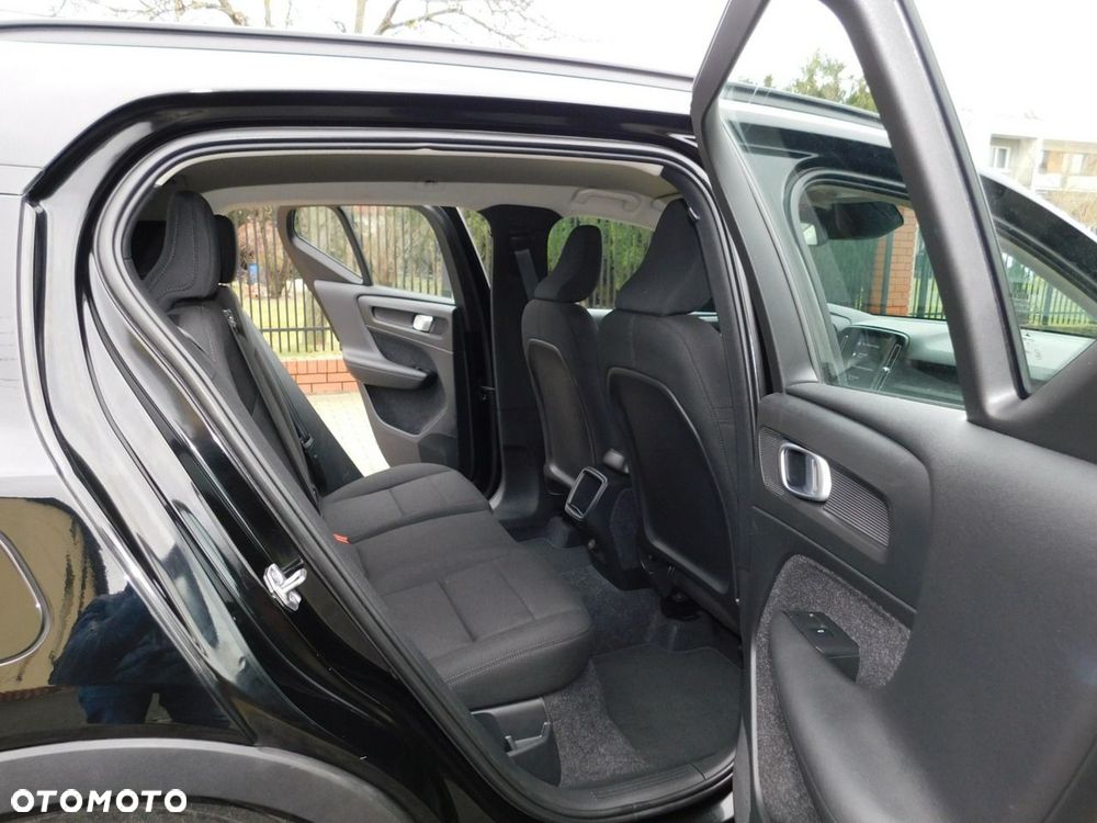 Volvo XC 40 D3 Momentum Pro - 9