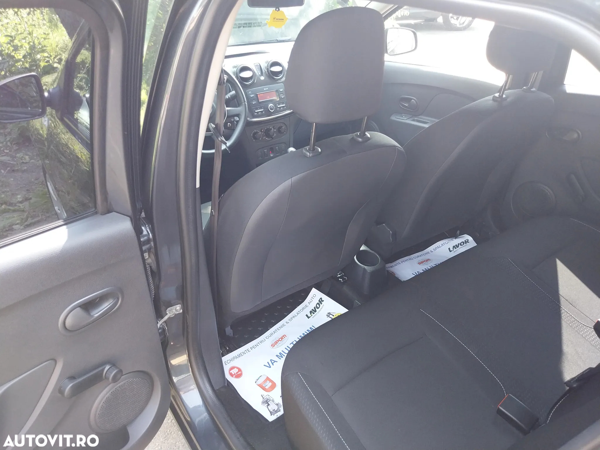 Dacia Logan 1.5 Blue dCi SL PLUS - 9