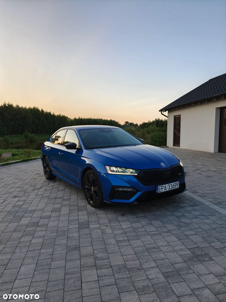 Skoda Octavia 2.0 TDI RS DSG - 9