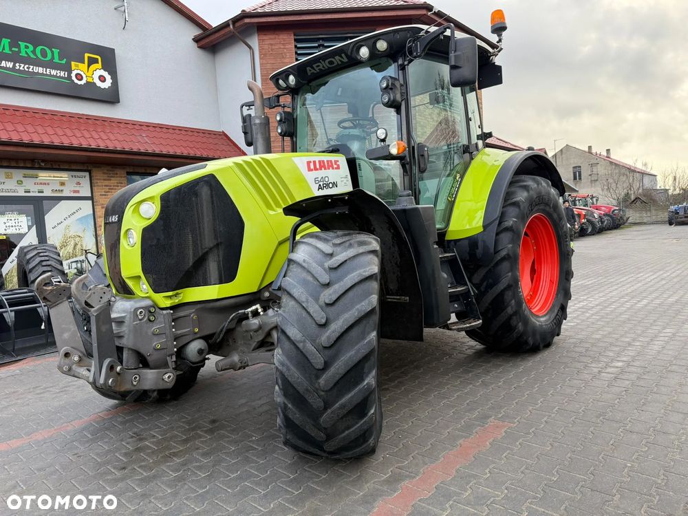 Claas ARION 640 CEBIS  650 660  JOHN DEERE 6930 - 5