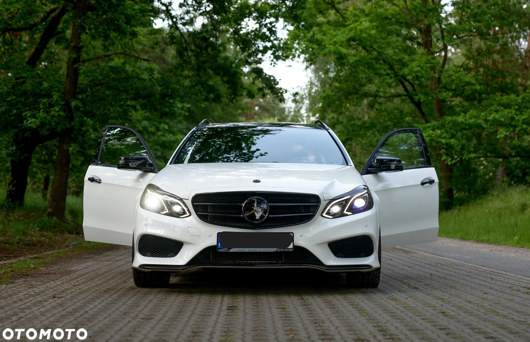 Mercedes-Benz Klasa E 300 4-Matic Avantgarde - 9