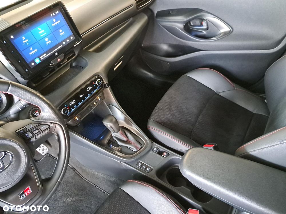 Toyota Yaris - 28
