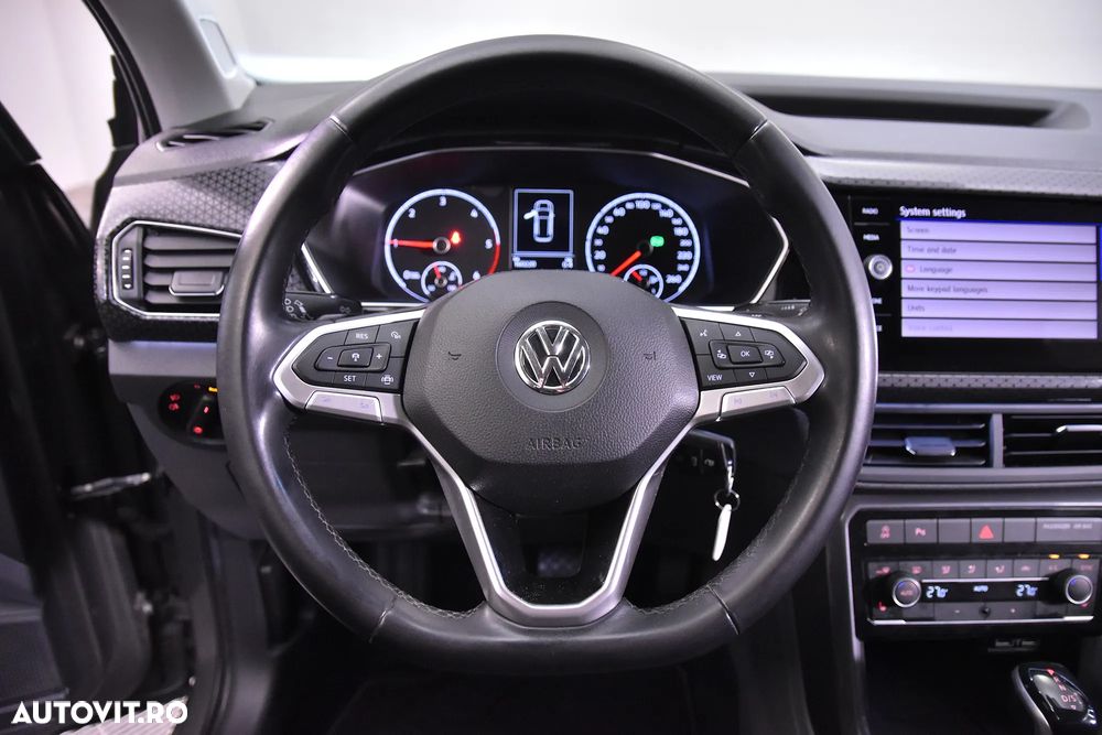 Volkswagen T-Cross - 16
