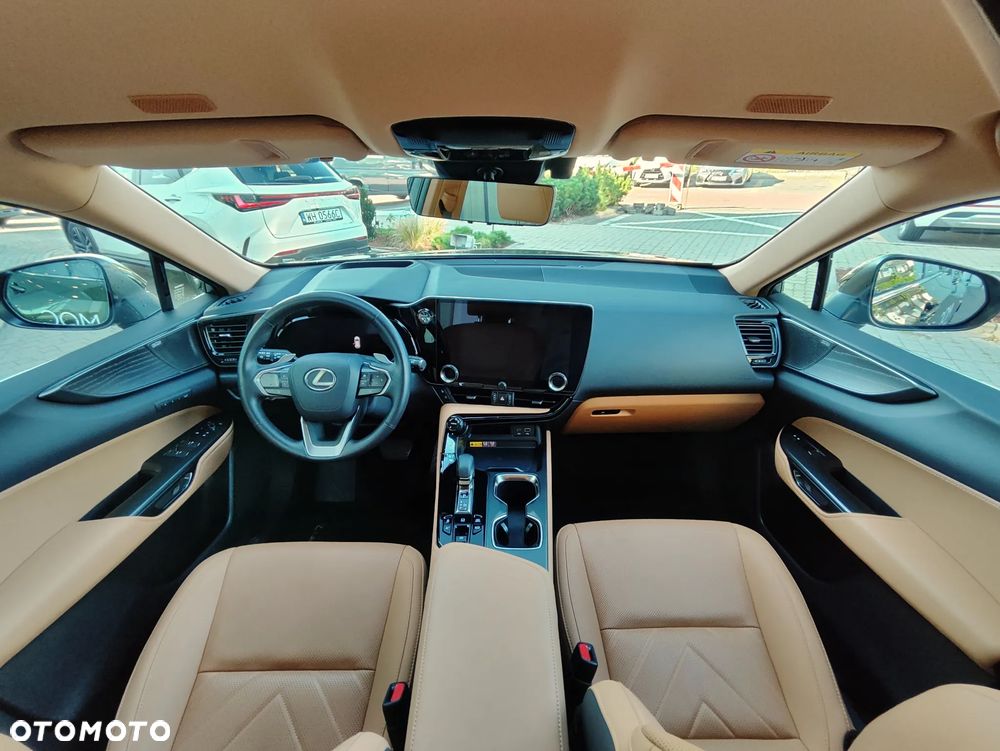 Lexus NX 450h+ Omotenashi AWD - 15