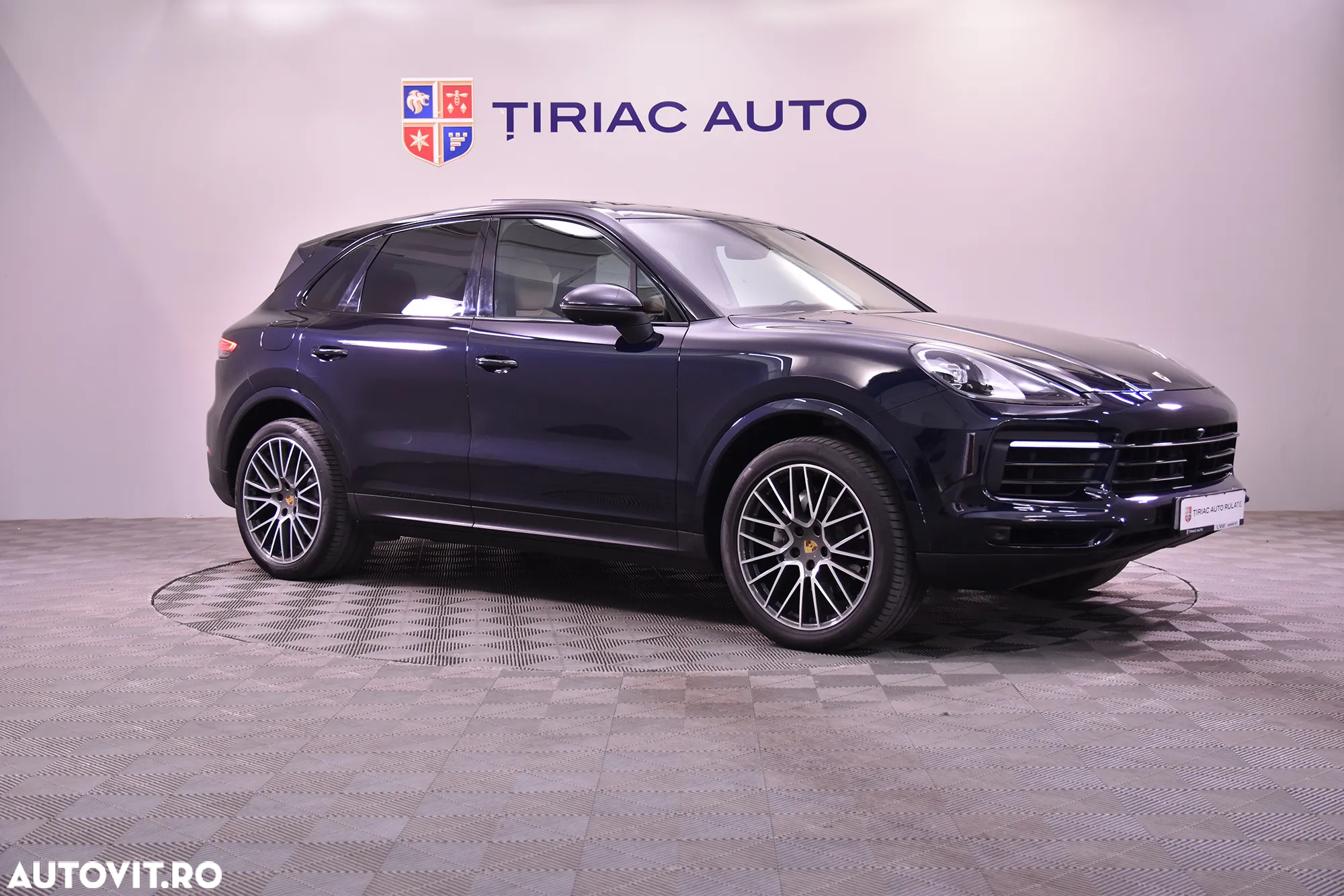 Porsche Cayenne - 7