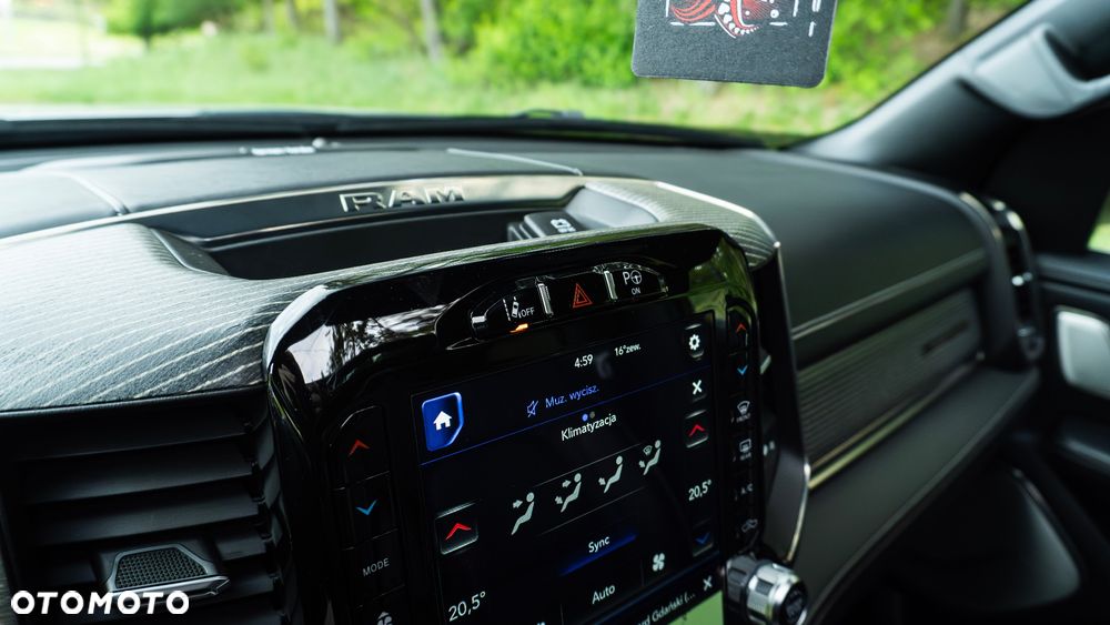 RAM 1500 5.7 Crew Cab Shortbed Limited Chrome - 15