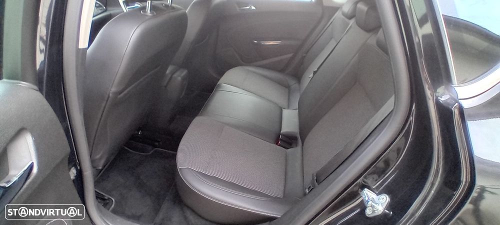 Opel Astra - 2