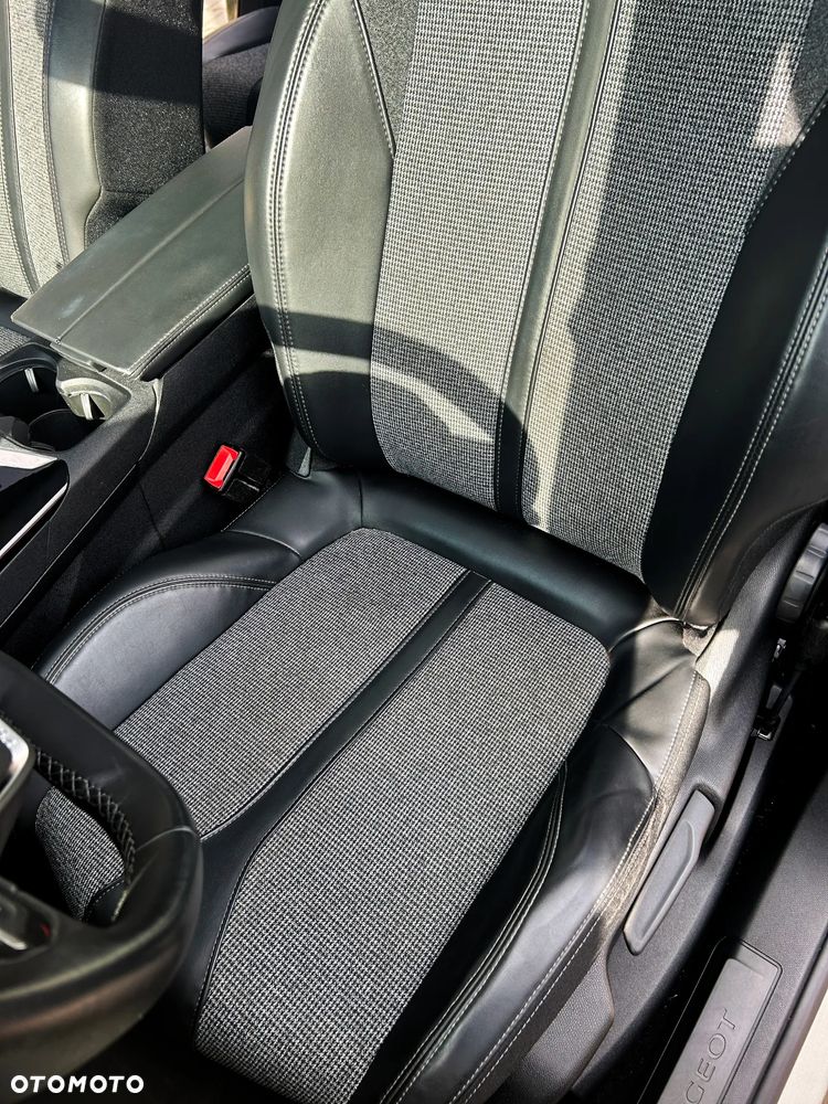 Peugeot 3008 BlueHDi 120 Stop & Start EAT6 Allure - 30