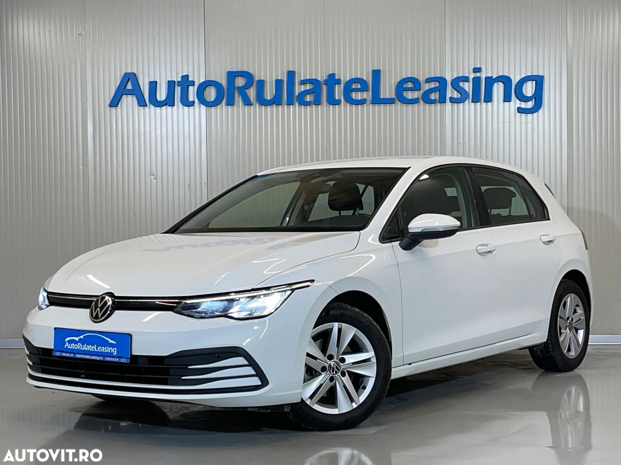 Volkswagen Golf 1.0 TSI Life - 1