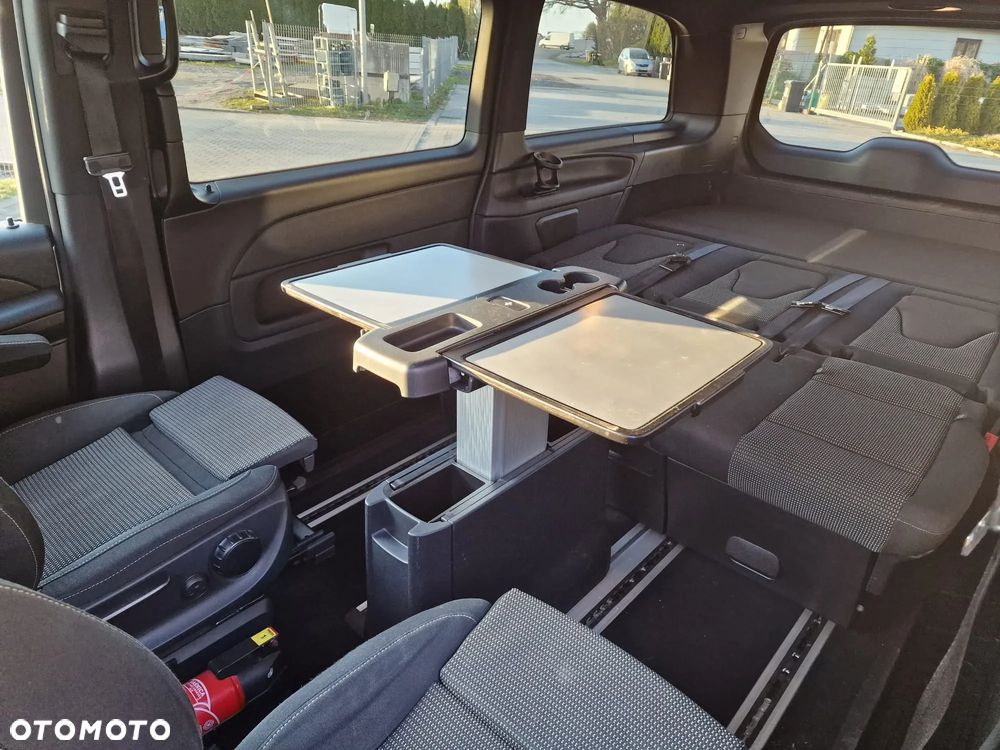Mercedes-Benz Klasa V 300 d 4-Matic 9G-Tronic - 13