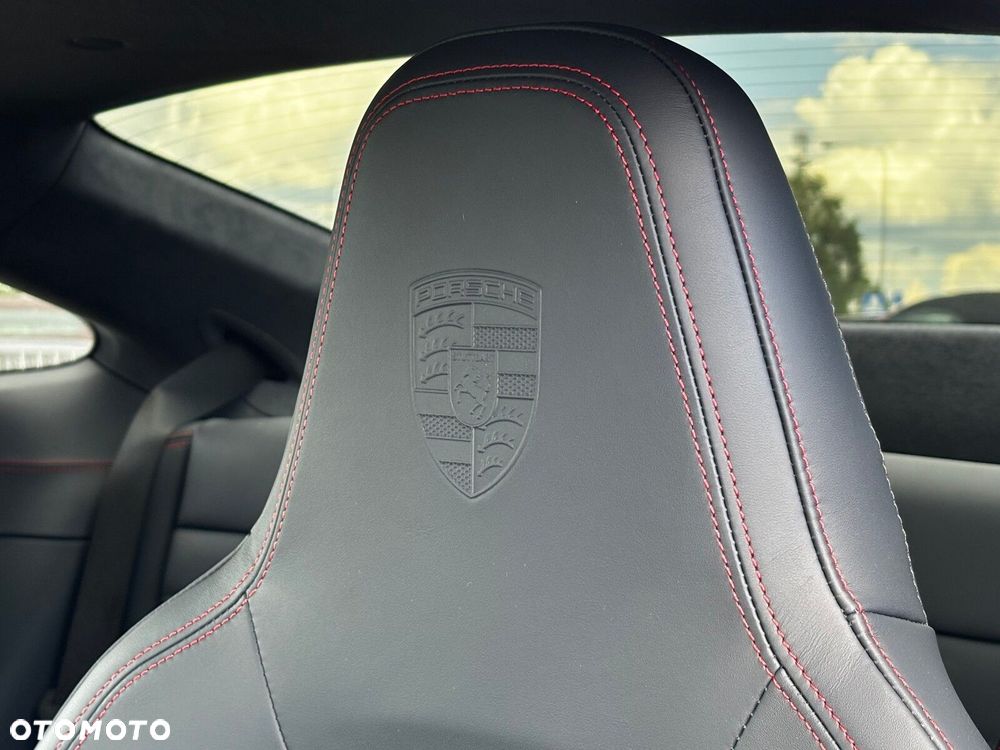 Porsche 911 - 28