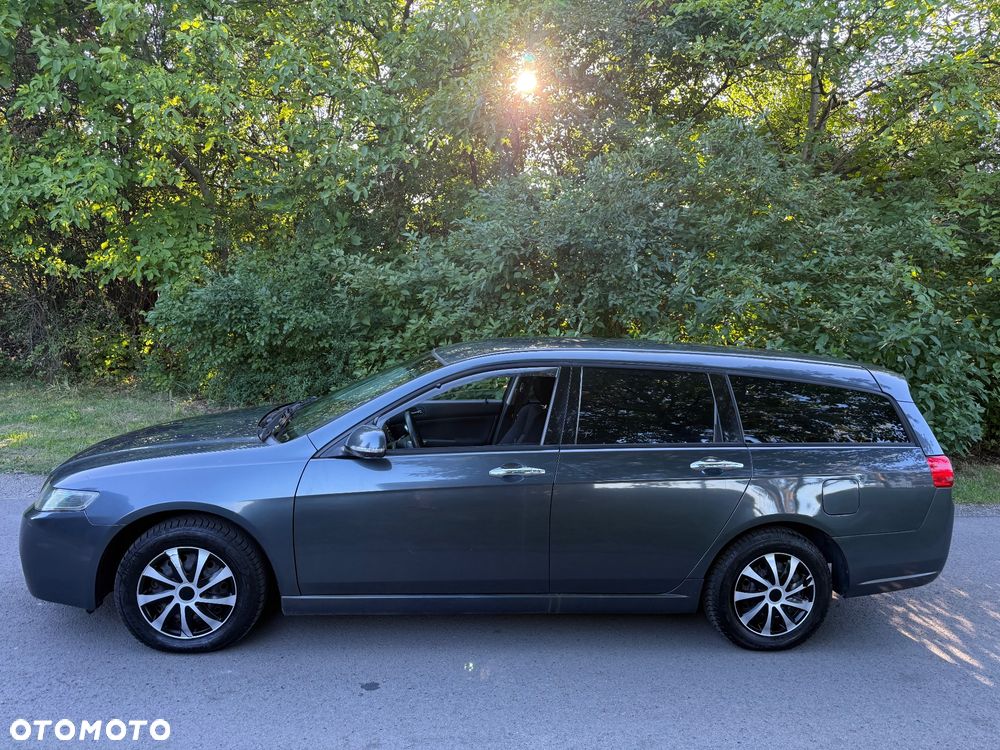 Honda Accord - 2