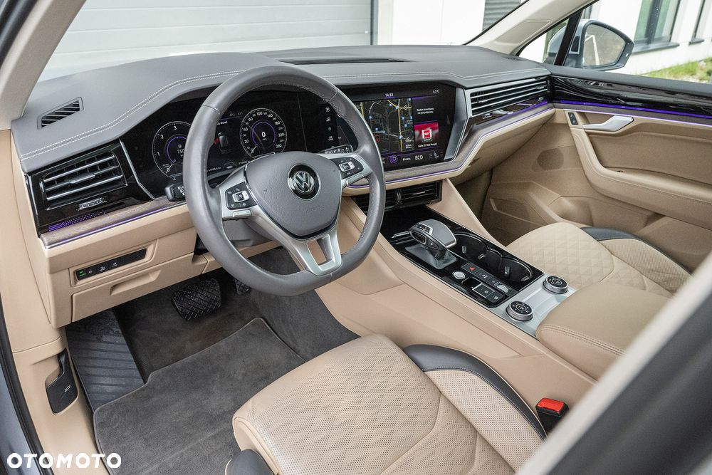 Volkswagen Touareg 3.0 V6 TDI SCR 4Mot Elegance - 10