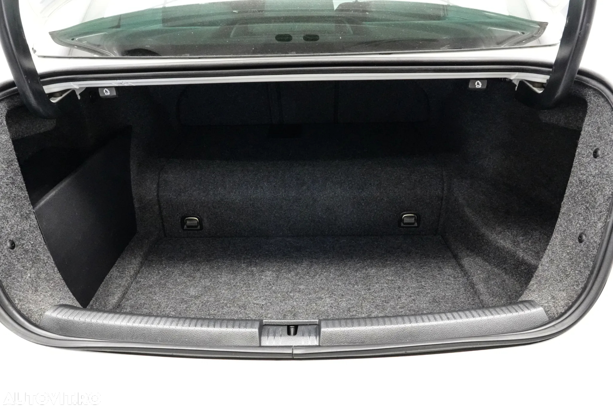 Volkswagen Jetta - 23