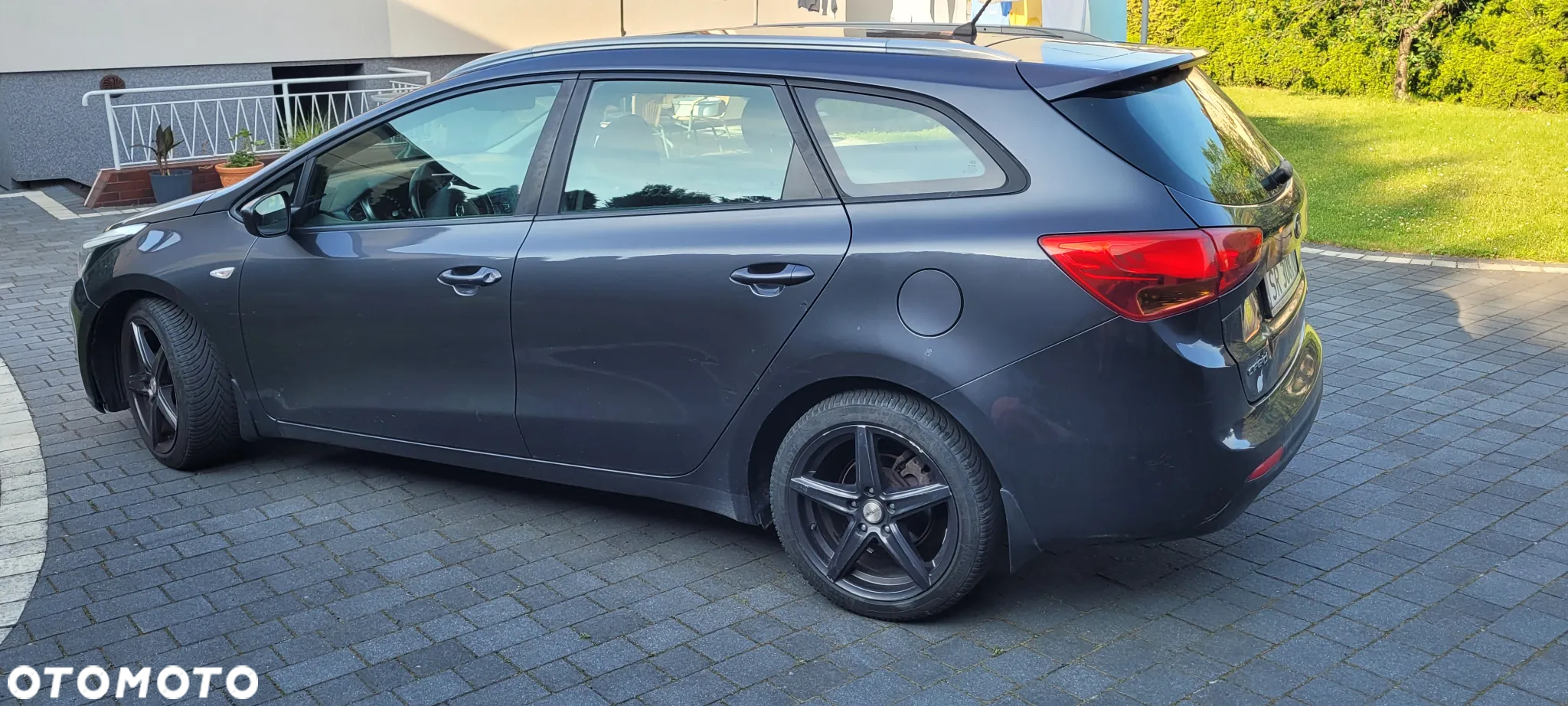 Kia Ceed - 16