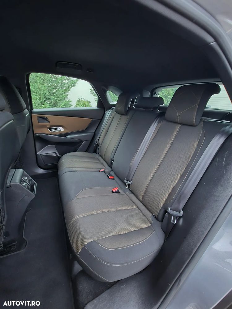 DS Automobiles DS 7 Crossback - 8