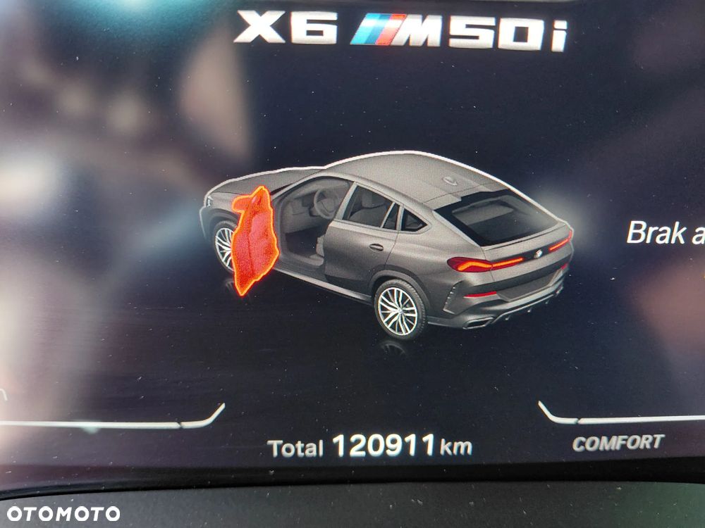BMW X6 M50i - 6