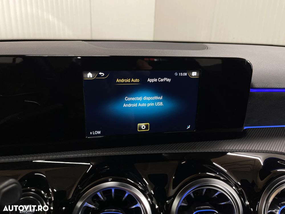 Mercedes-Benz A 220 d Sedan 8G-DCT - 17