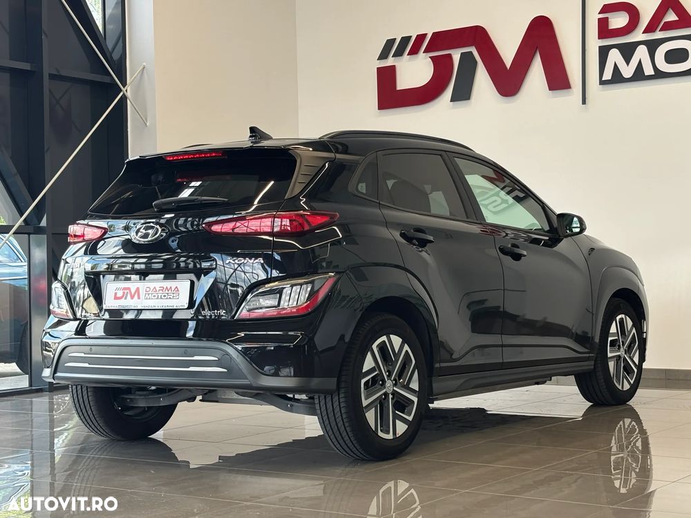 Hyundai KONA Select - 5