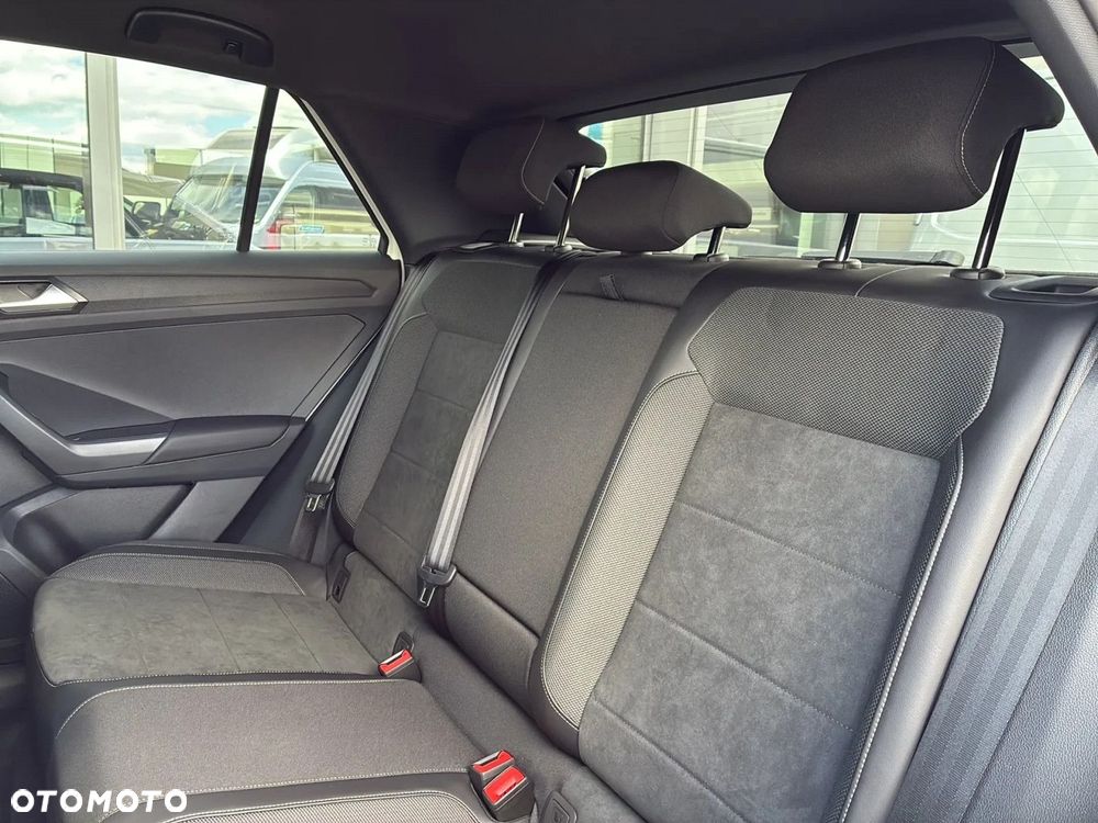 Volkswagen T-Roc - 7