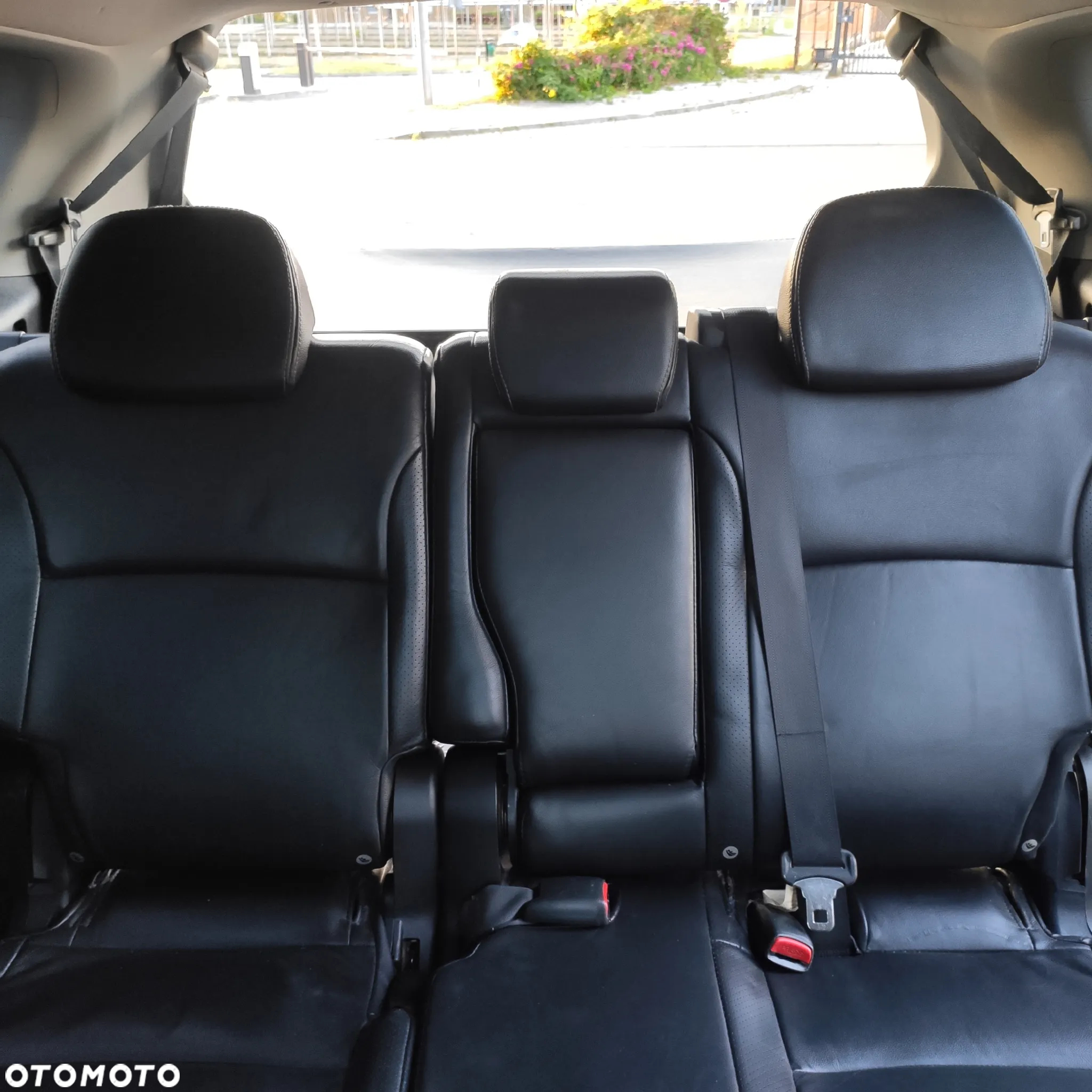 Mitsubishi Outlander 3.0 V6 XLS - 8