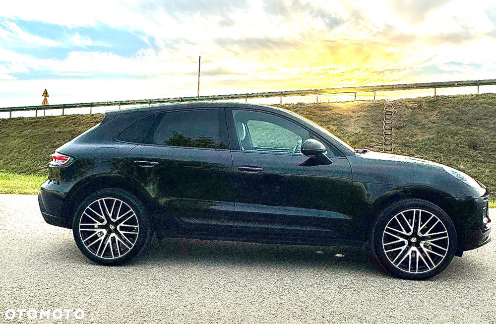 Porsche Macan T - 12