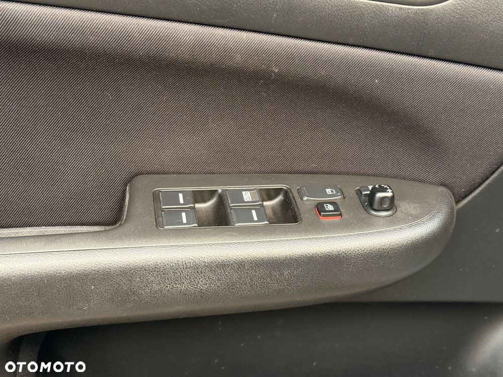 Honda Accord 2.0 i Executive - 15