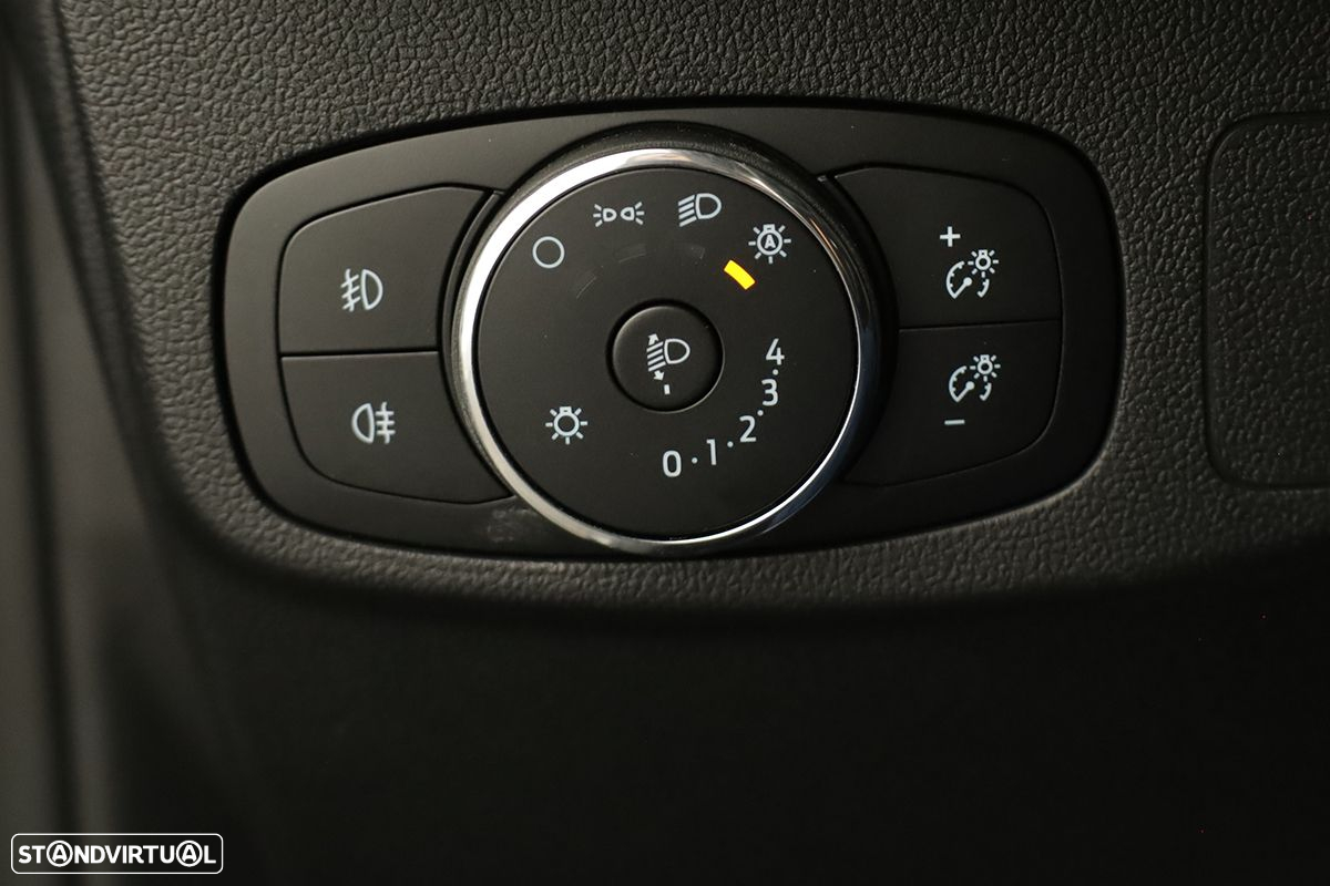 Ford Focus - 19