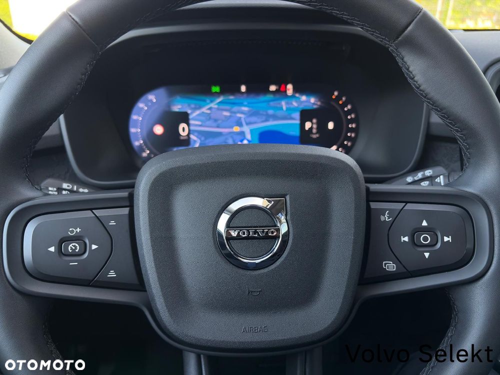Volvo XC 40 - 23