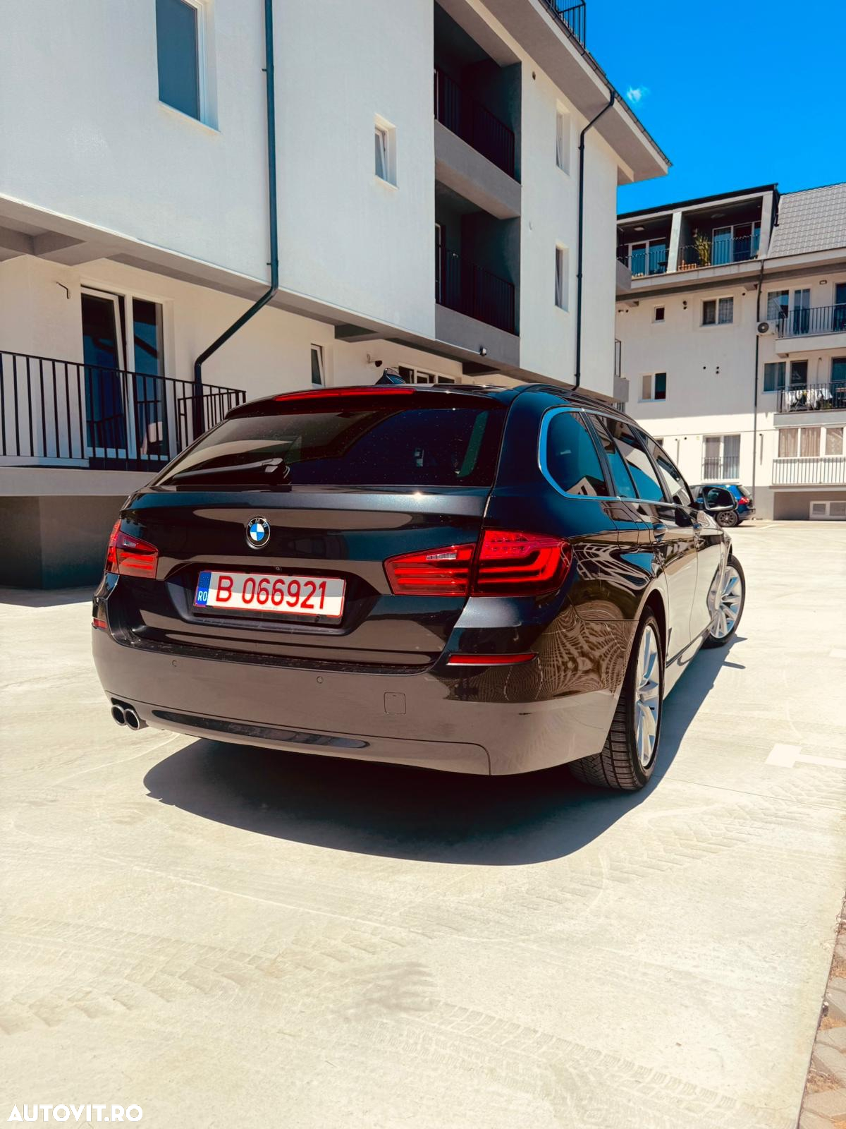 BMW Seria 5 525d xDrive Touring Aut. Luxury Line - 5