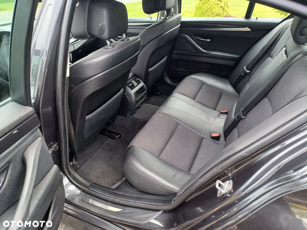 BMW Seria 5 520d - 7