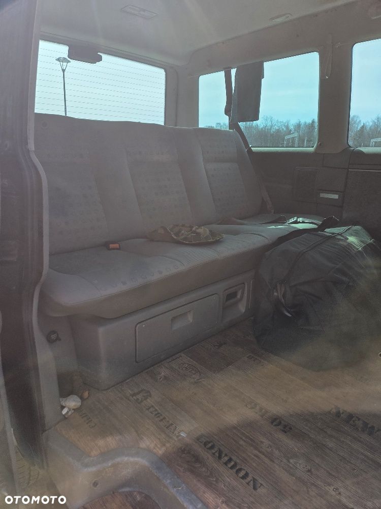 Volkswagen Multivan - 6