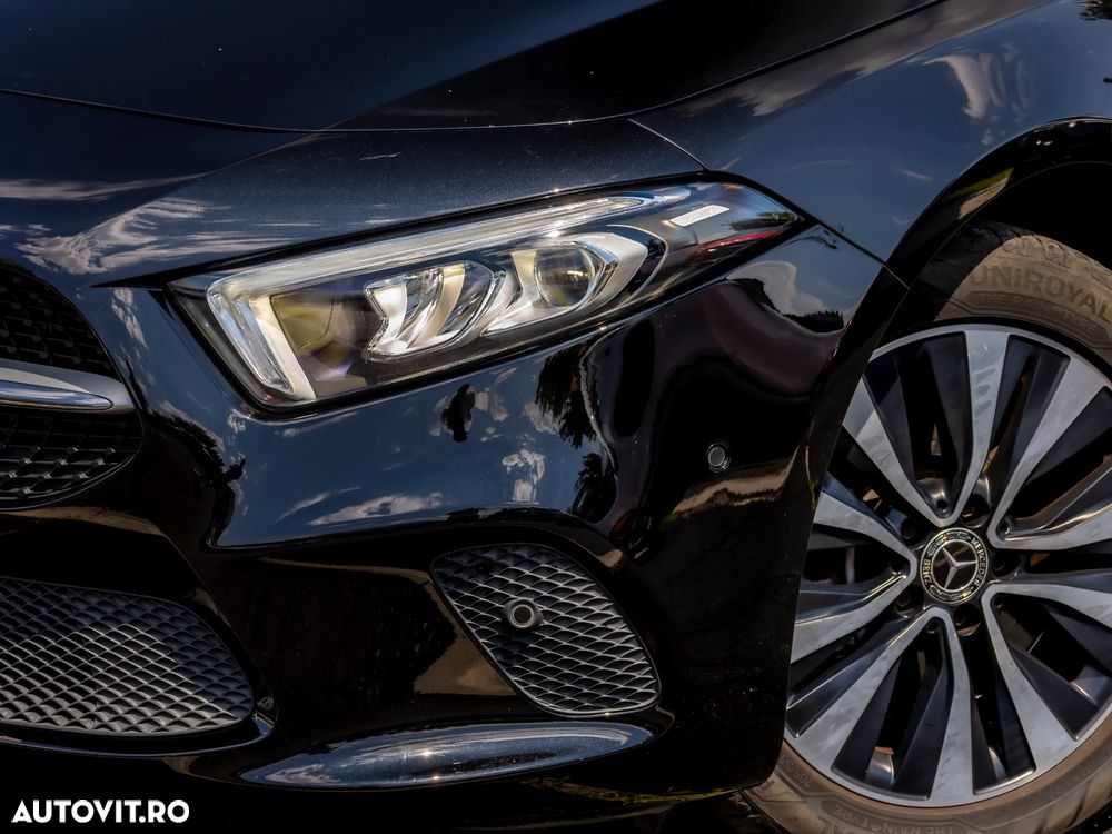 Mercedes-Benz A 250 e Sedan 8G-DCT - 11