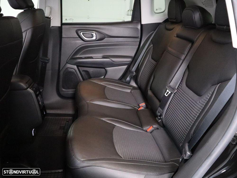 Jeep Compass 1.3 TG Limited - 8