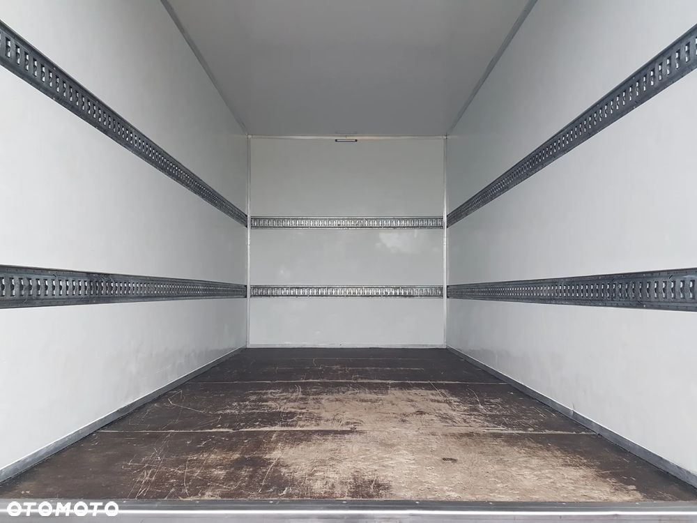 Mercedes-Benz Sprinter 8EP KONTENER 4,21x2,15x2,30 KLIMA 314CDI MANUAL 6-BIEGÓW - 17