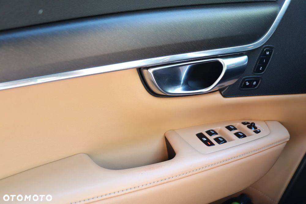 Volvo V90 Cross Country T5 Geartronic Momentum Pro - 30